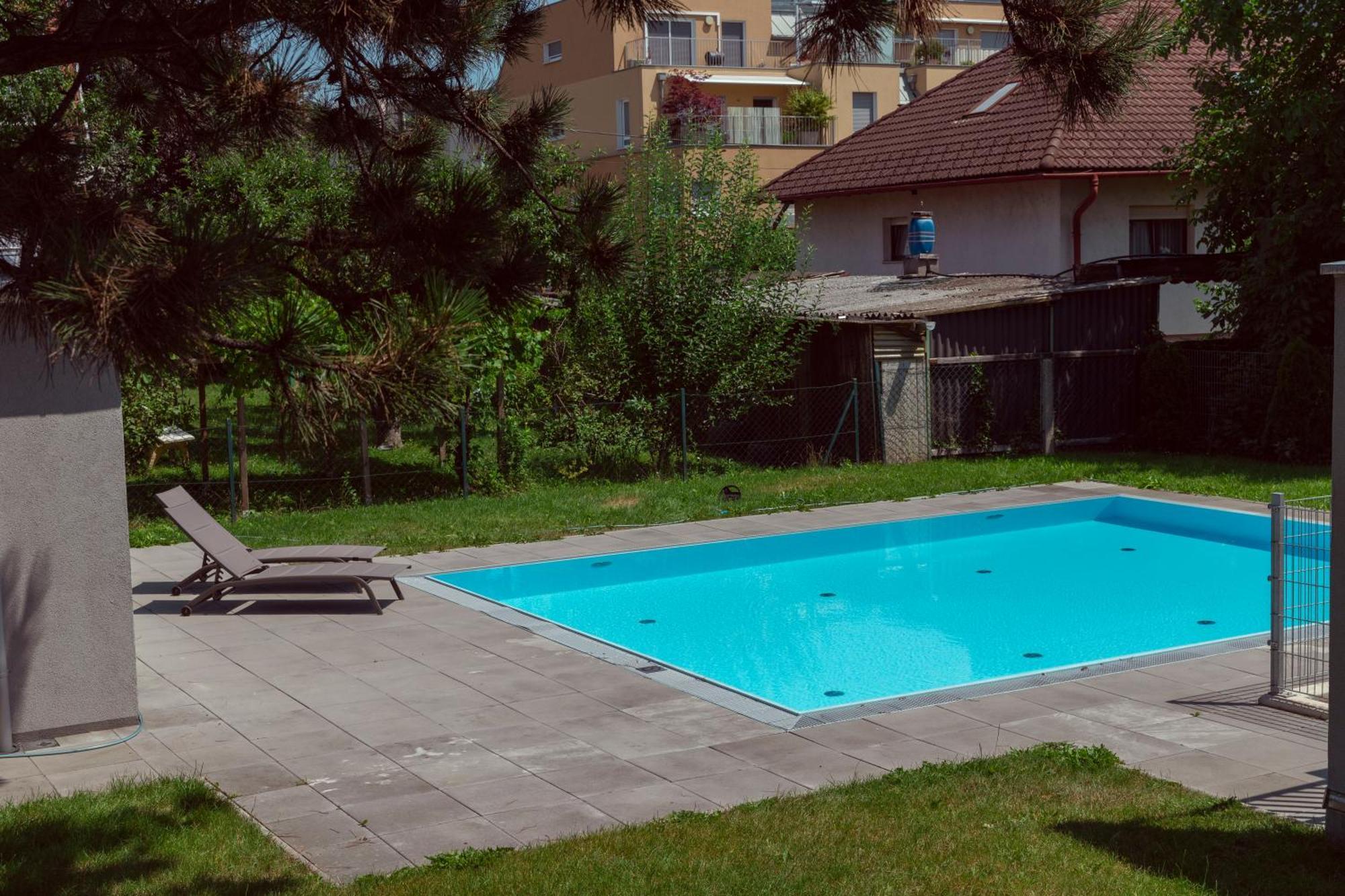 Modern Stylish Design Apartment With Free Parking Emily Bécs Kültér fotó