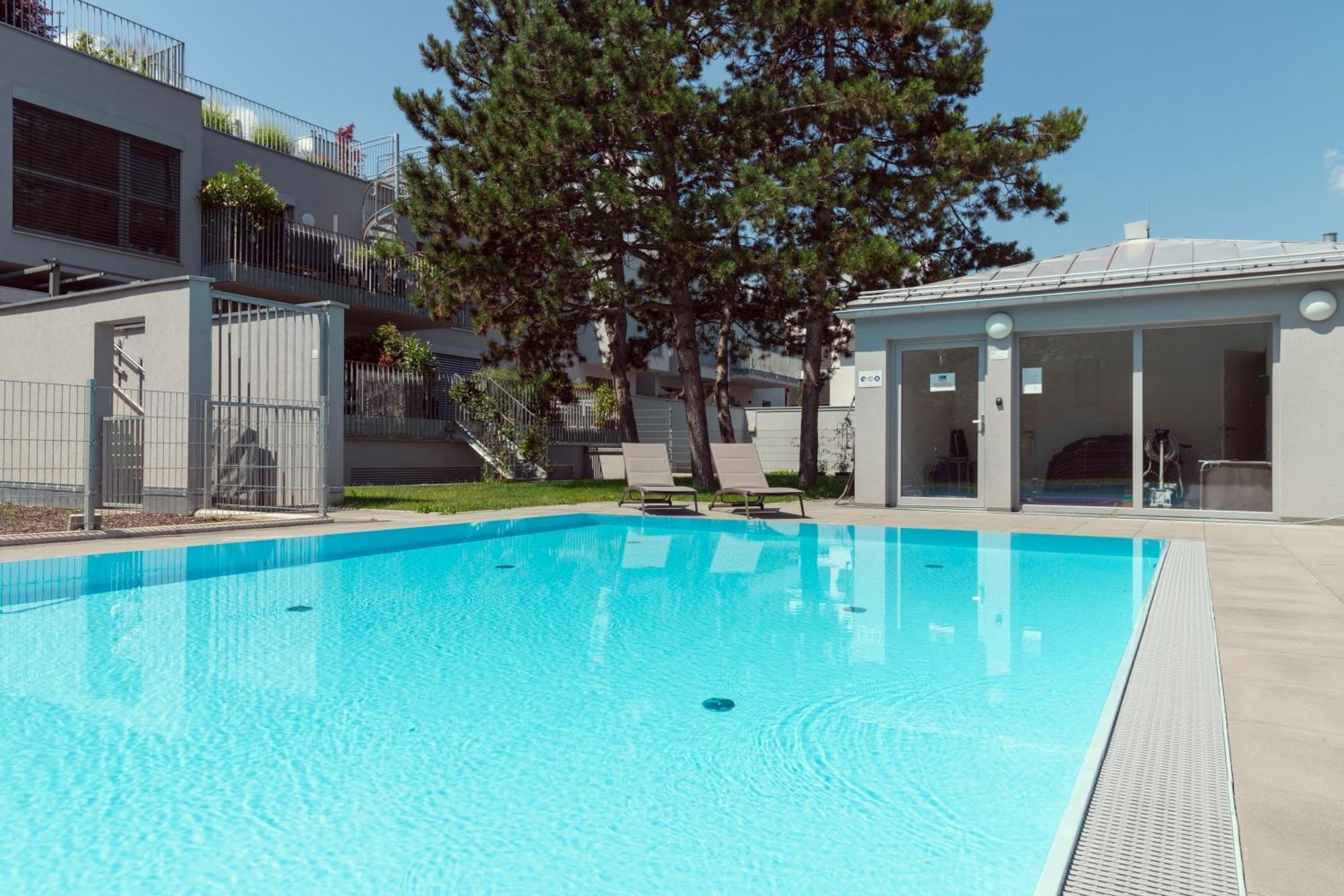Modern Stylish Design Apartment With Free Parking Emily Bécs Kültér fotó